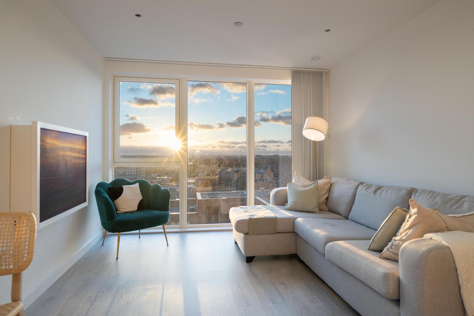 Apartamento Sunset Retreat: Steps From Heathrow/Twickenham Hounslow Exterior foto